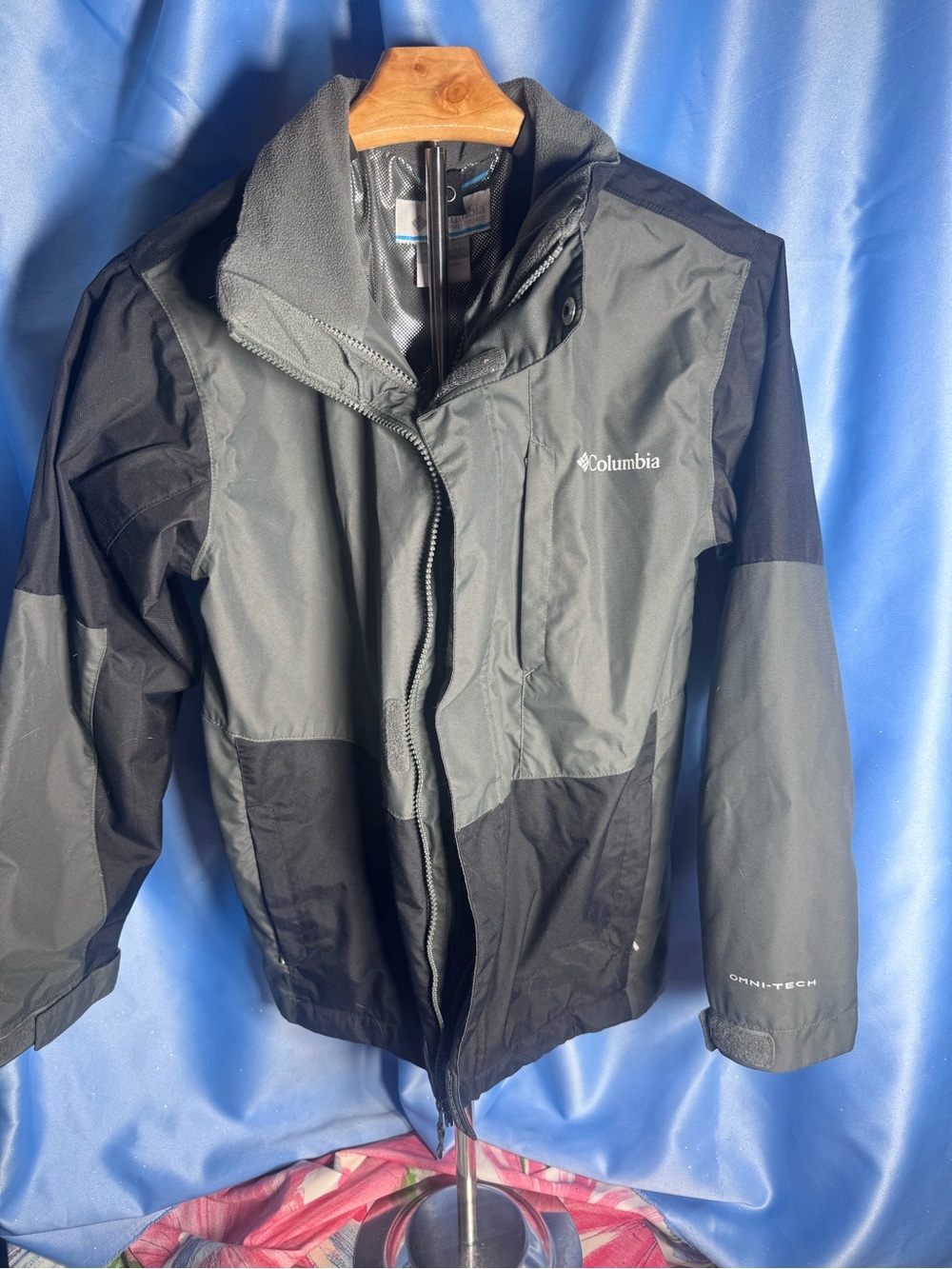 Columbia Boys Gray & Black Omni-Tech Waterproof Jacket